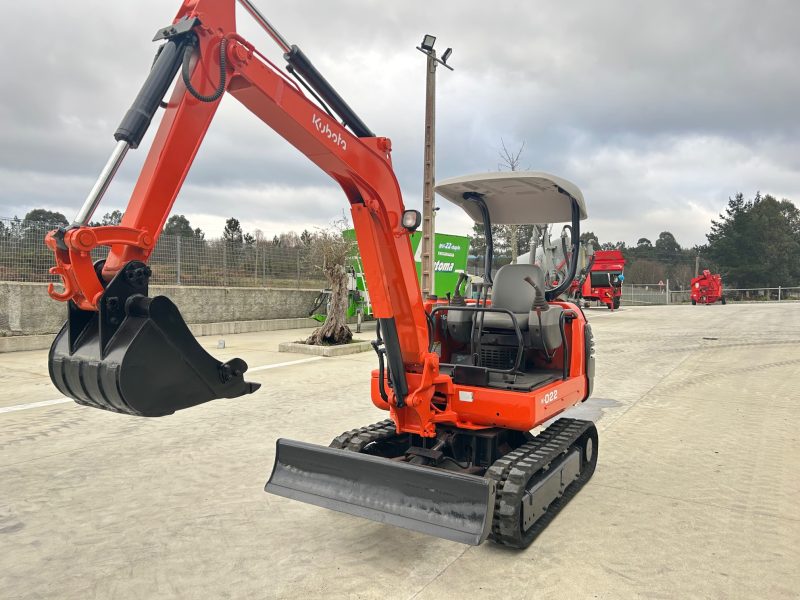 Miniexcavadora Kubota K-022