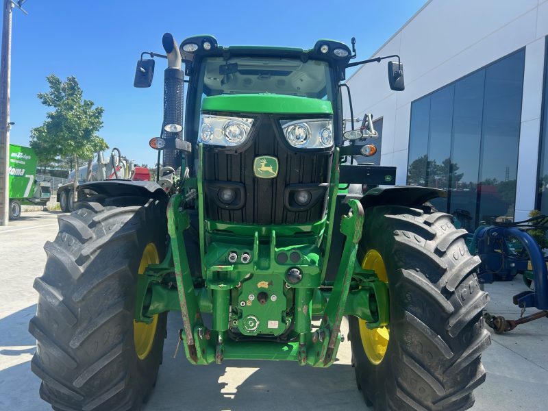 TRACTOR JOHN DEERE 6130R CON PALA