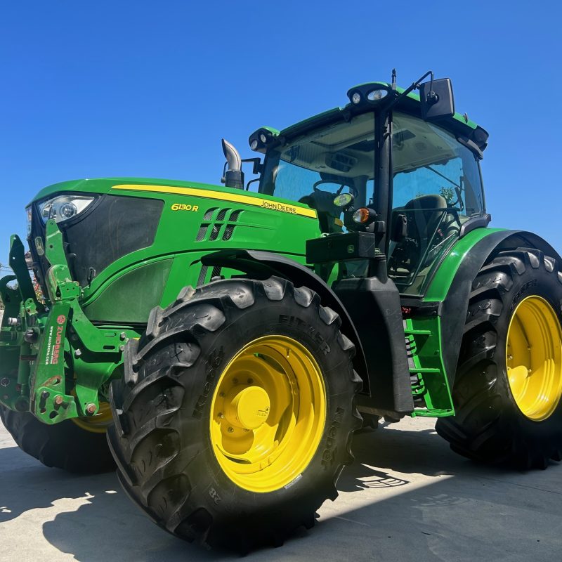 TRACTOR JOHN DEERE 6130R CON PALA