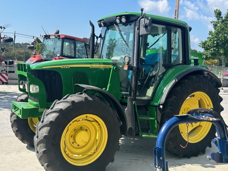 TRACTOR JOHN DEERE 6320 CON PALA