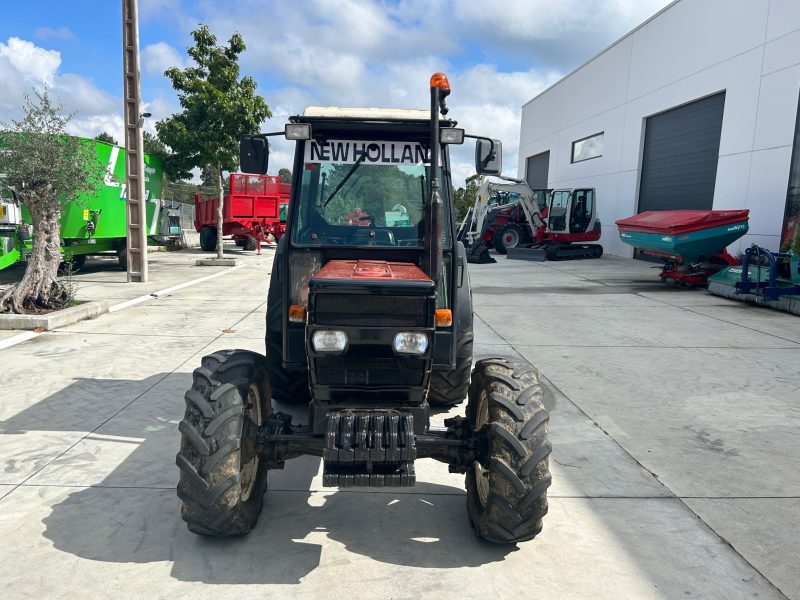 TRACTOR NEW HOLLAND 72-86 DT