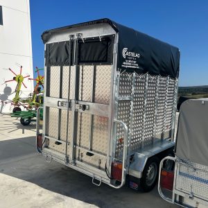 REMOLQUE GANADO
