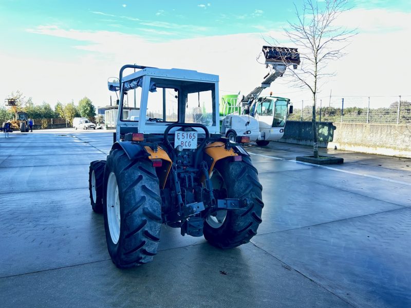 TRACTOR RENAULT FRUCTUS 140