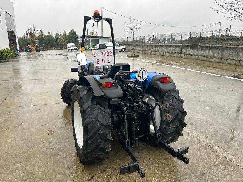 TRACTOR NEW HOLLAND TN75NA