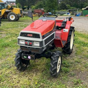 TRACTOR YANMAR F165
