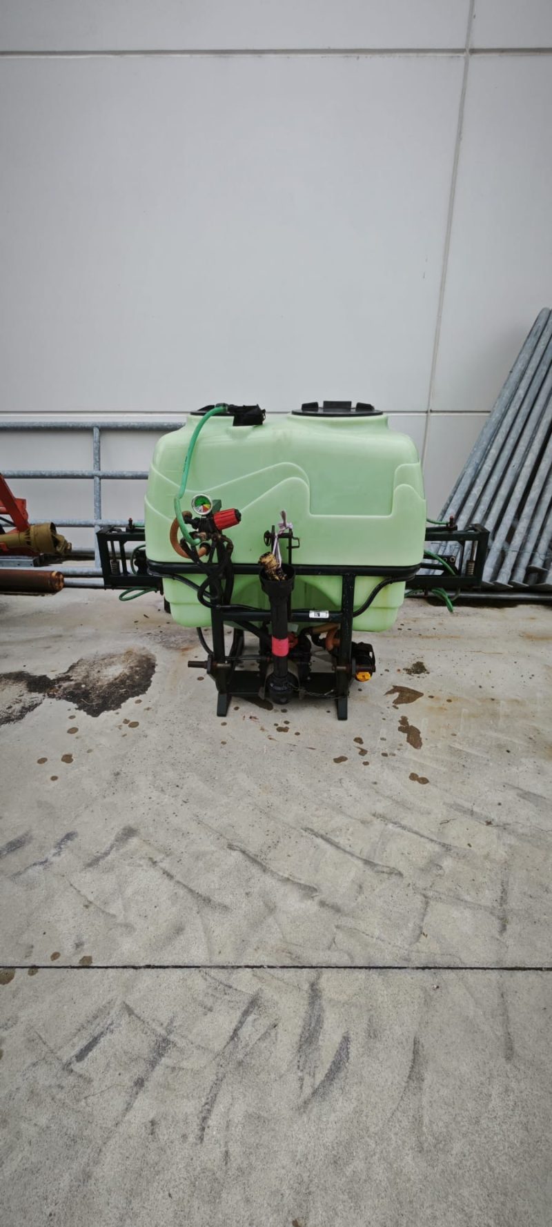 SULFATADORA 400 LITROS ROCHA
