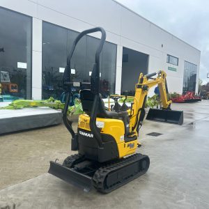 MINIEXCAVADORA YANMAR SV080