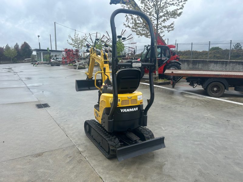 MINIEXCAVADORA YANMAR SV080