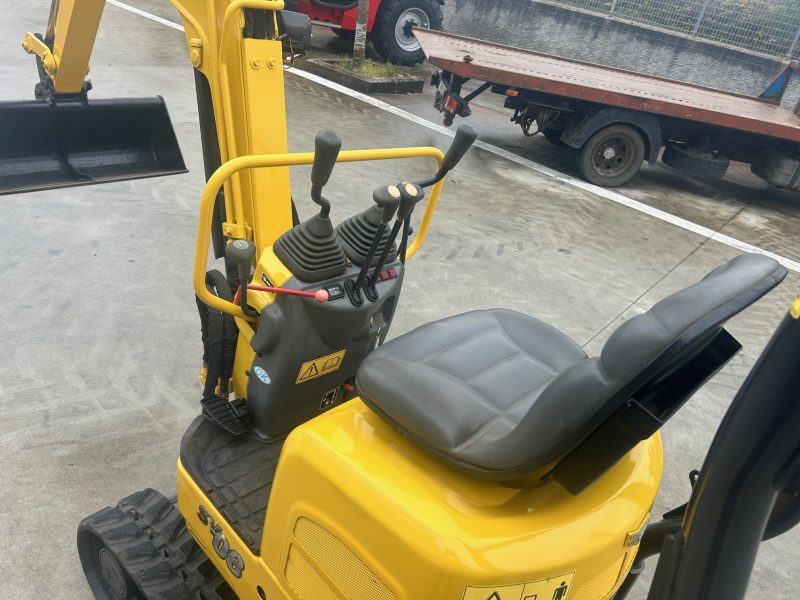 MINIEXCAVADORA YANMAR SV080