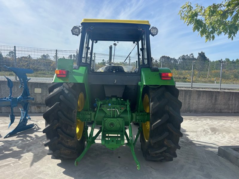 JOHN DEERE 2850 DT