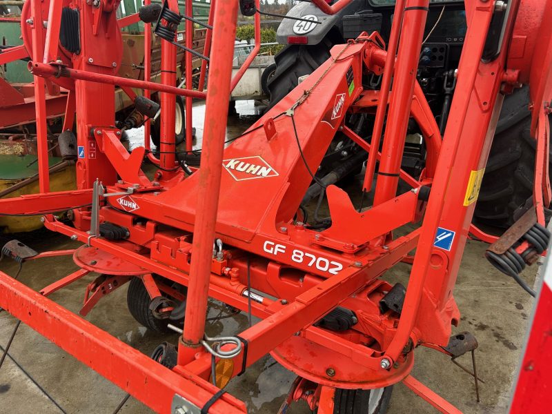RASTRILLO KUHN GF8702