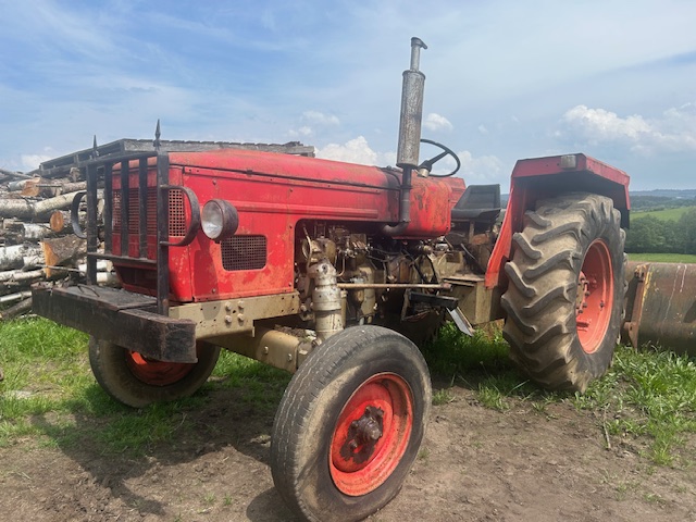 TRACTOR ZETOR 5711