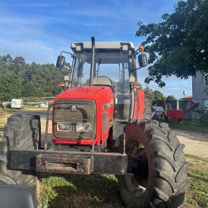 MASSEY FERGUSON 4260