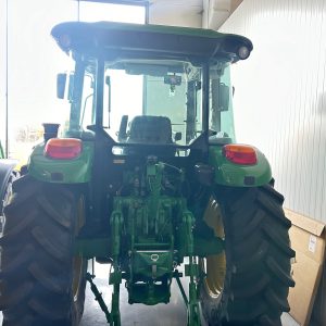 TRACTOR JOHN DEERE 5820