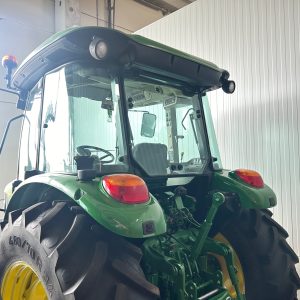 TRACTOR JOHN DEERE 5820