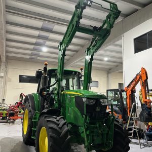 TRACTOR JOHN DEERE 6150 M CON PALA H340