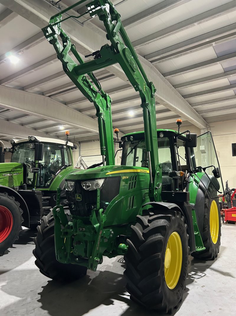 TRACTOR JOHN DEERE 6150 M CON PALA H340