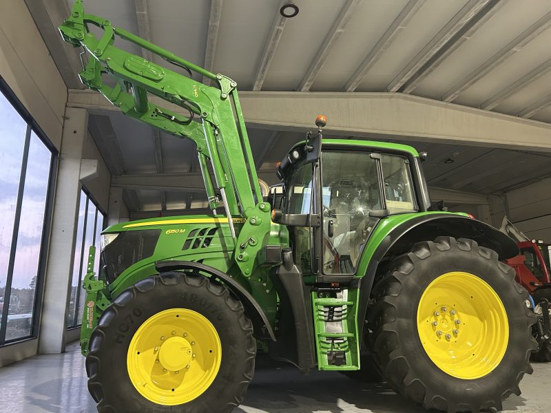TRACTOR JOHN DEERE 6150 M CON PALA H340