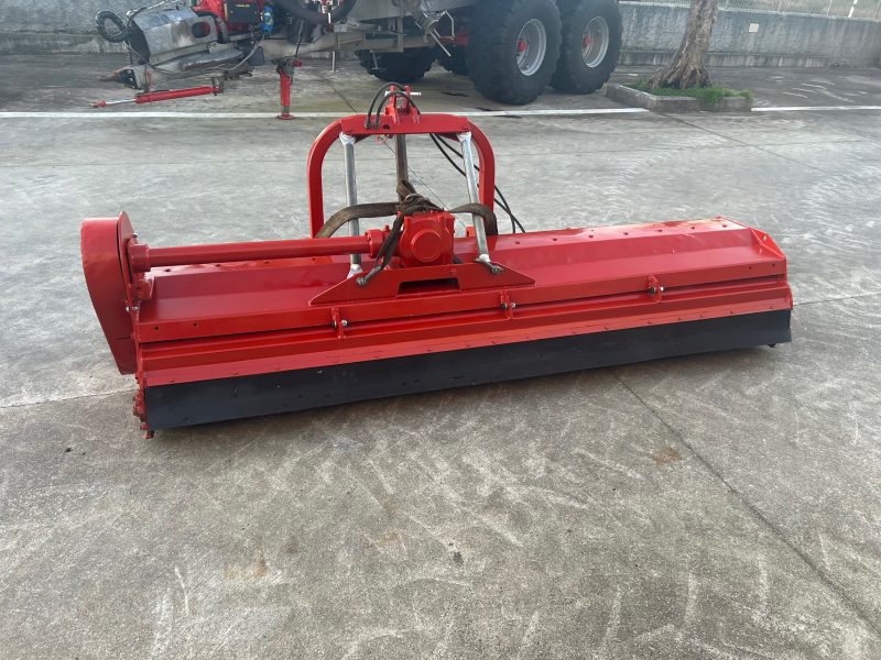 TRITURADORA KUHN VKM280