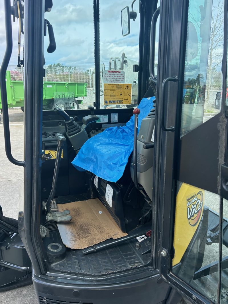 YANMAR VIO 25