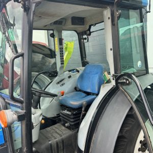 TRACTOR FRUTERO NEW HOLLAND T4040F