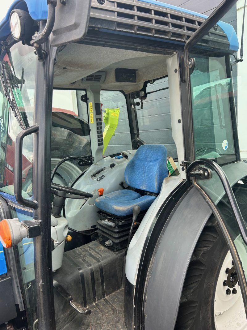 TRACTOR FRUTERO NEW HOLLAND T4040F