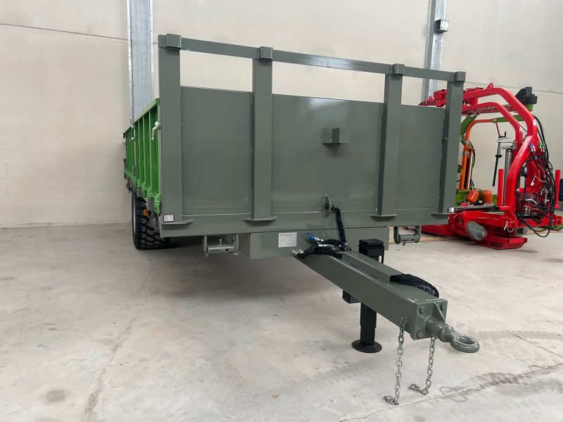 REMOLQUE BASCULANTE 4,50 X 2.32 CON BALDERAS