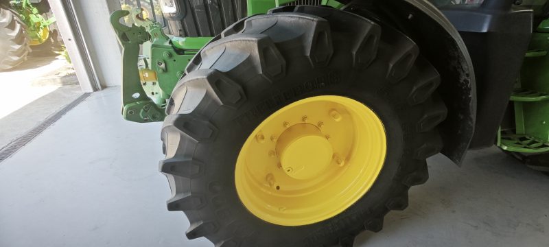 TRACTOR JOHN DEERE 6830 PREMIUM