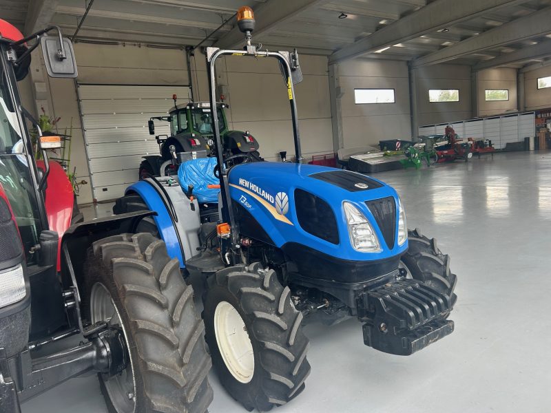 TRACTOR NEW HOLLAND T3.50F