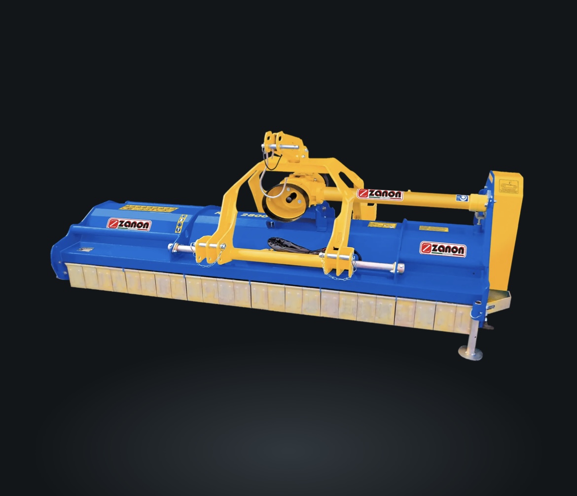 img-8848-2025-12-26-1.jpg TRITURADORA ZANON DE PRADERAS 2800 REVERSIBLE DESPLAZABLE