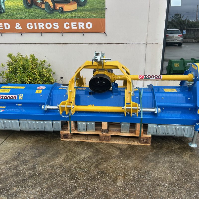 TRITURADORA ZANON DE PRADERAS 2800 REVERSIBLE DESPLAZABLE