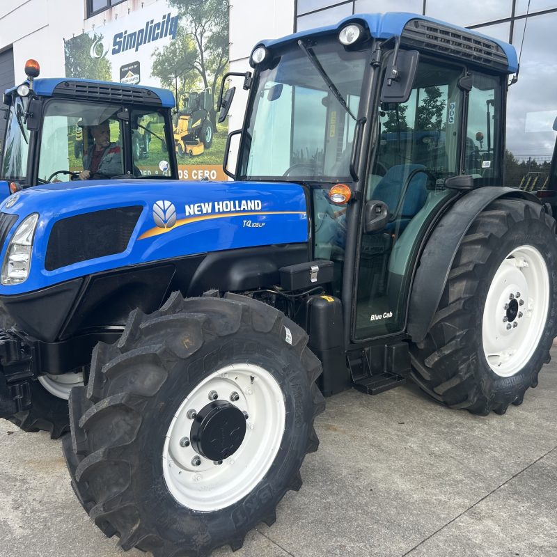 TRACTOR NEW HOLLAND T4.105 LP