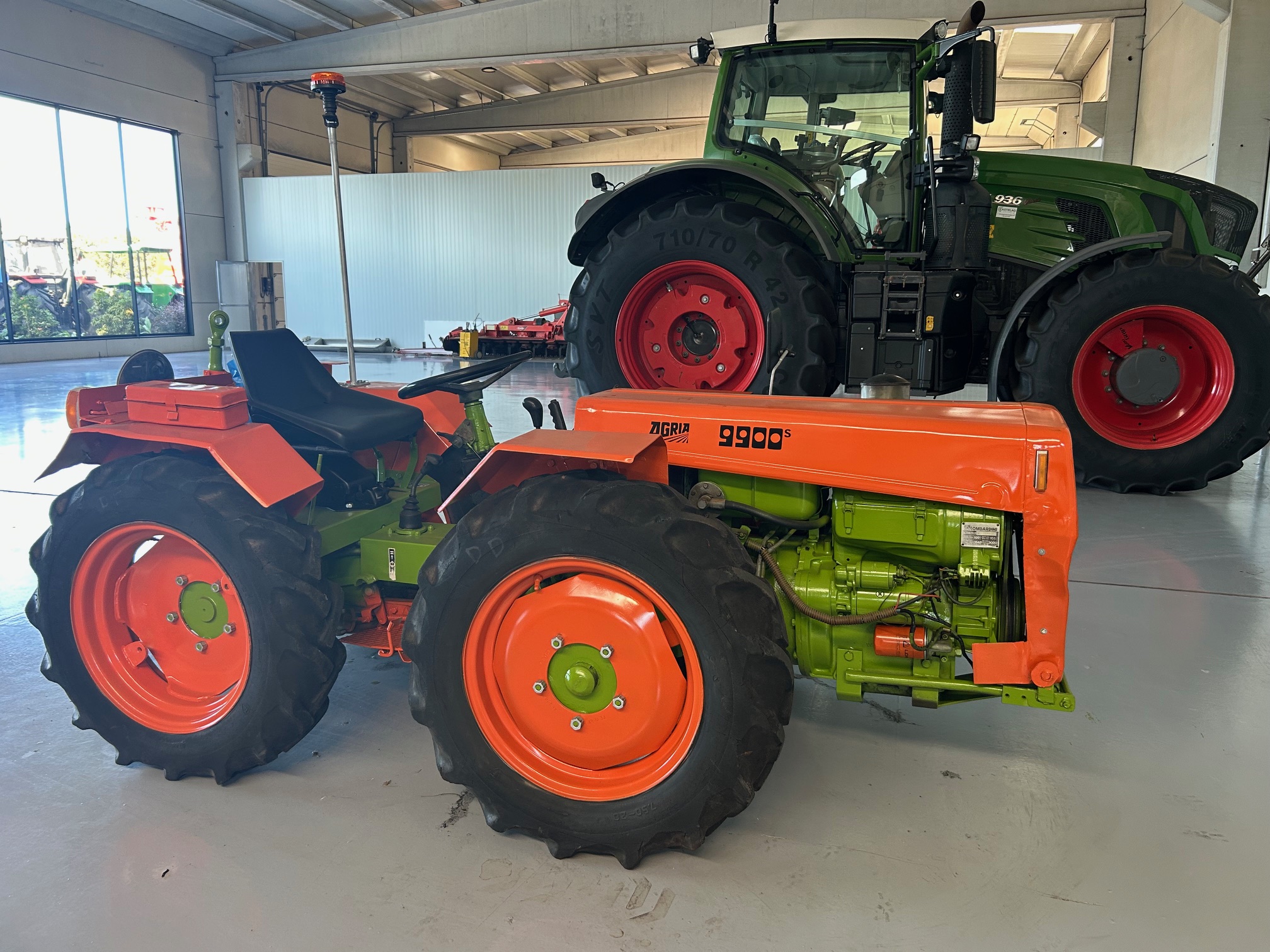 TRACTOR AGRIA 9900S RIGIDO